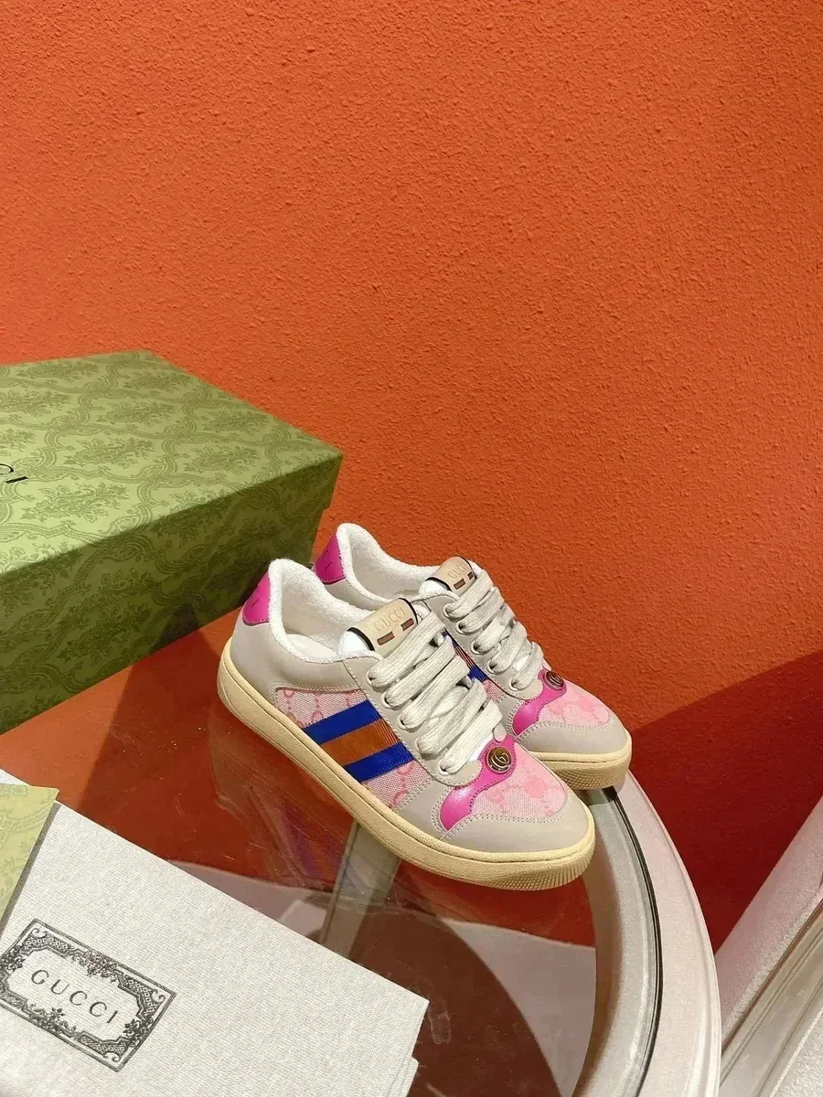 Gucci Gucci Ace Beige/Pink Web Stripe Sneakers Beige