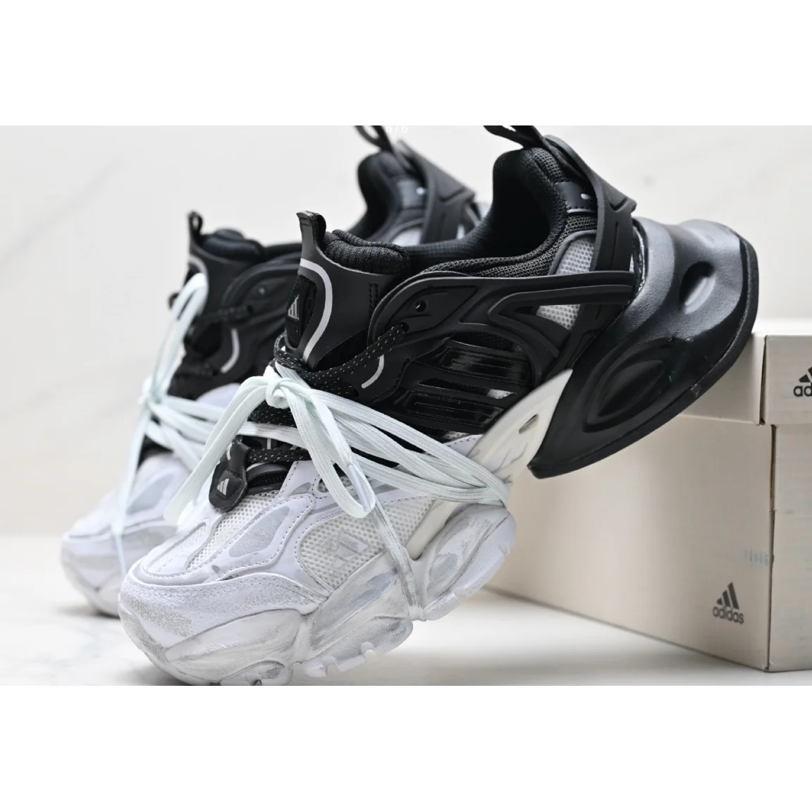 Adidas Adidas Ozweego Black/White/Mint Sneakers Multicolor