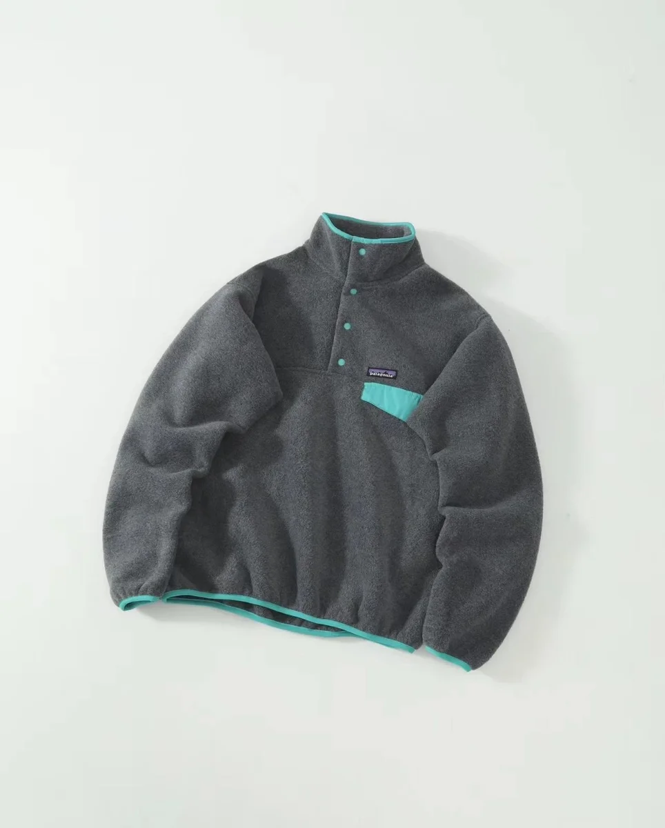 Patagonia Patagonia Grey with Teal Pocket Fleece Jacket Grey - 1