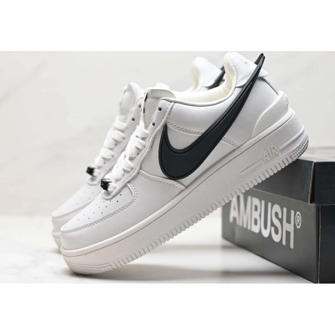 Nike Nike Air Force 1 White/Black Sneakers White - 1