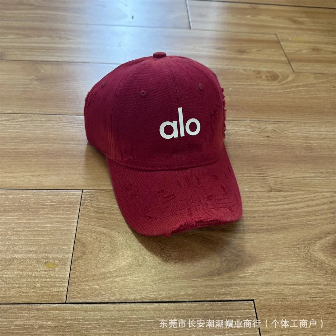 Alo Yoga Alo Distressed Baseball Cap Red Red - 1