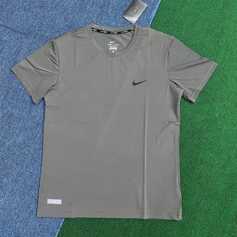 Nike Nike Dri-FIT T-Shirt Olive Green T-Shirt Green - 1