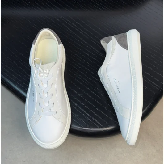 Givenchy Givenchy 4G Monogram White/Grey Sneakers White