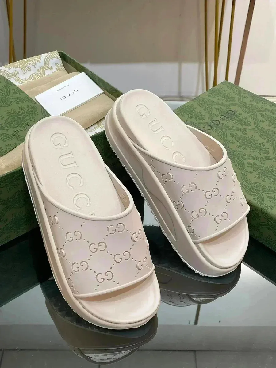 Gucci Gucci Cream Monogram Slide Sandals Cream