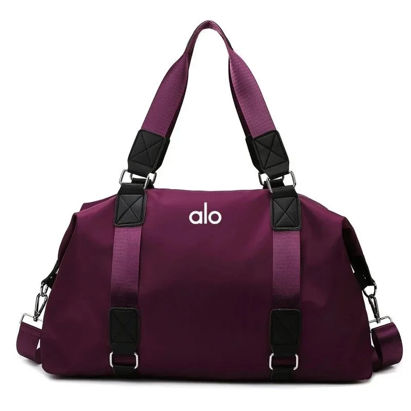 Alo Yoga Alo Wine Red Duffle Bag Travel Accessory Red - 1