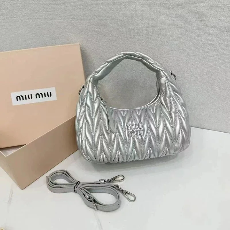 Miu Miu Miu Miu Matelassé Silver Hobo Handbag Silver