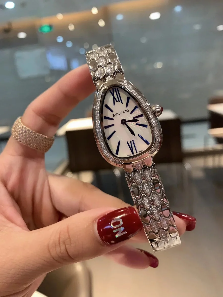 Bvlgari Bvlgari Serpenti 35 White Dial Diamond Watch White