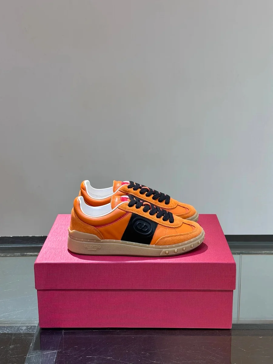 Valentino Valentino VLTN Low Top Sneaker Orange/Black Orange