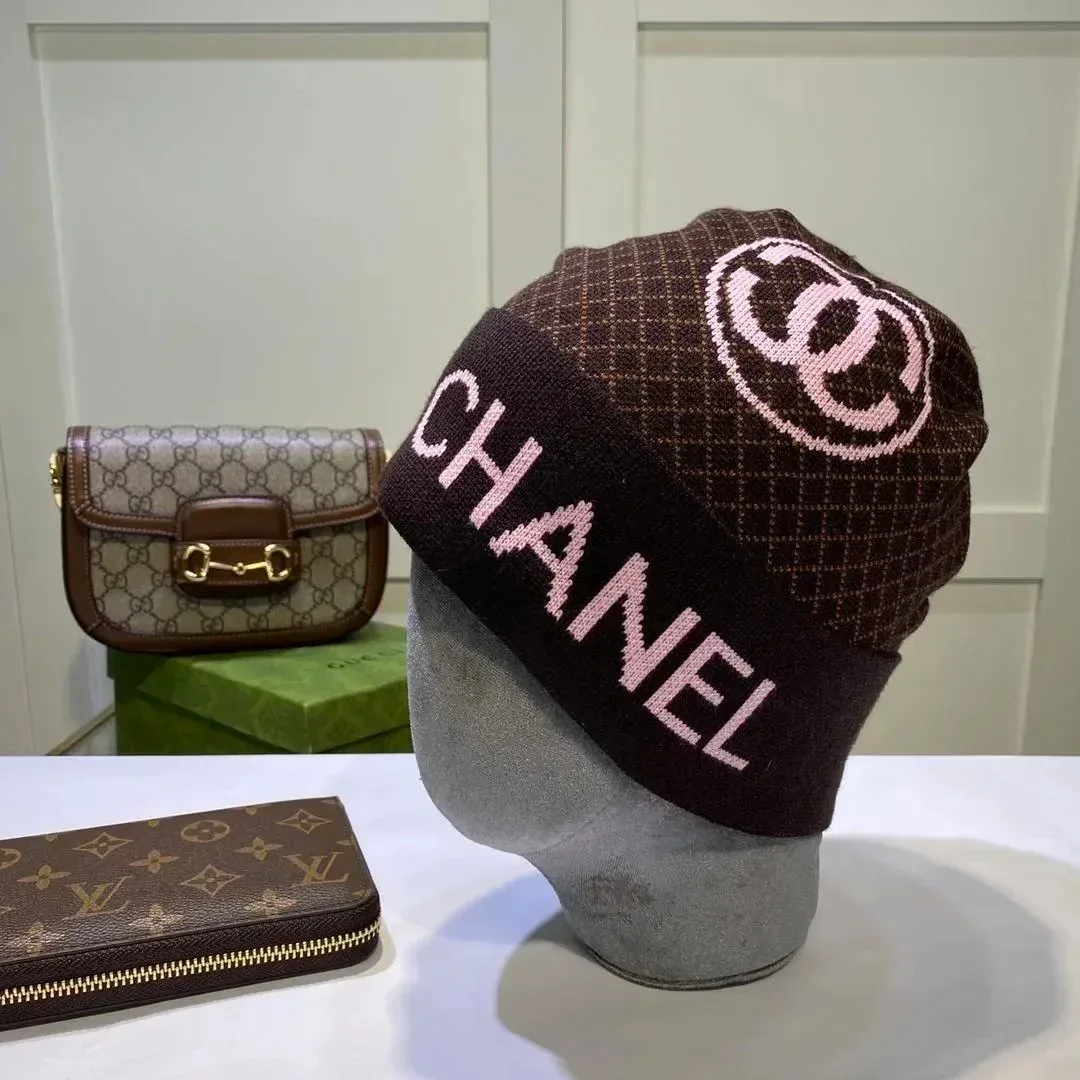 Chanel Chanel CC Beanie Brown/Pink Headwear Brown - 1