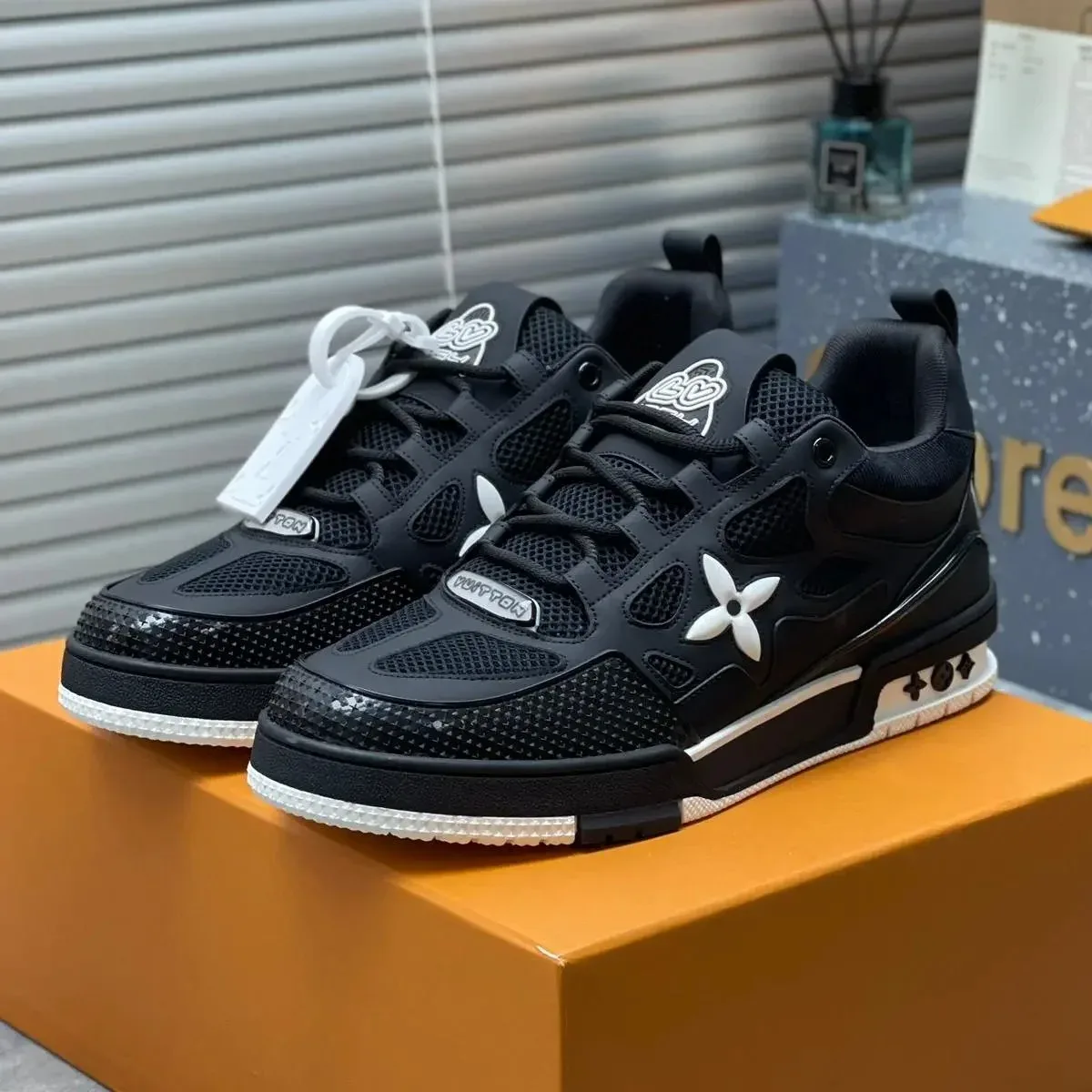 Louis Vuitton Louis Vuitton LV Trainer Black/White Sneakers Black