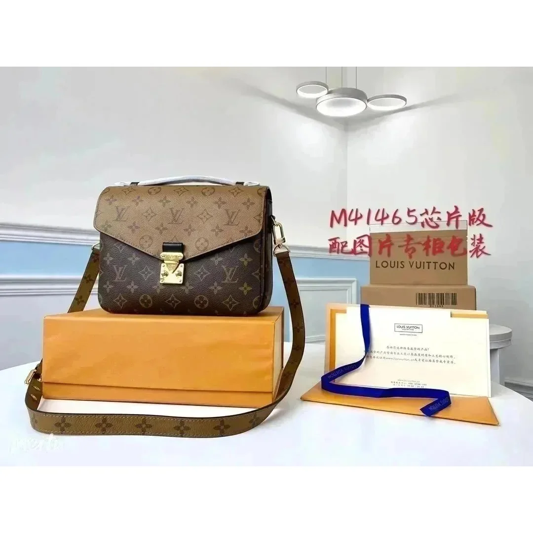 Louis Vuitton Louis Vuitton Pochette M41465 Monogram Brown Shoulder Bag Brown
