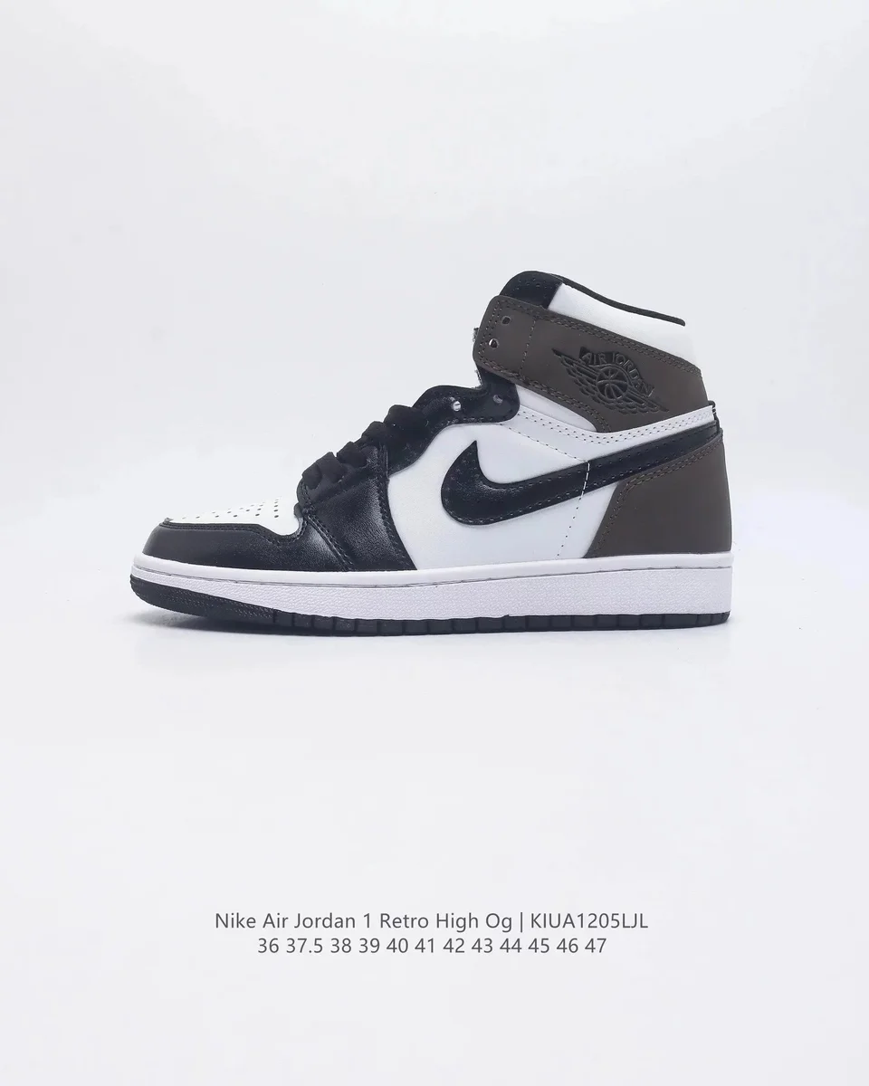 Nike Nike Air Jordan 1 Retro High OG Black/White Sneakers Black - 1