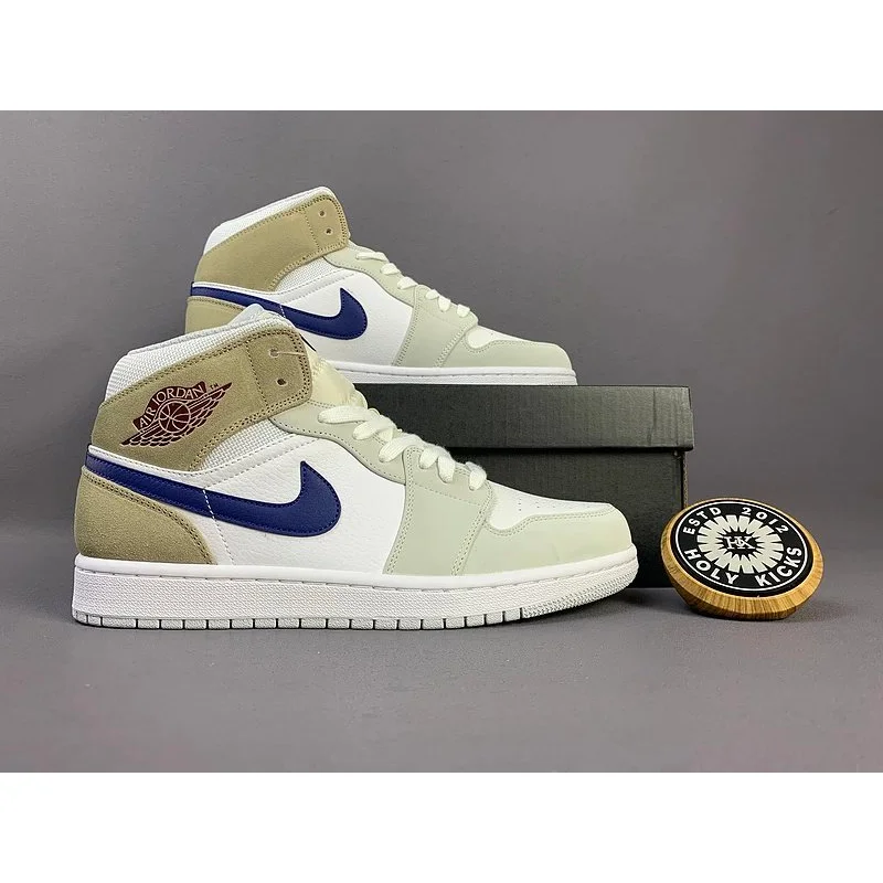 Nike Nike Air Jordan 1 Mid Sail/University Red Sneakers White - 1