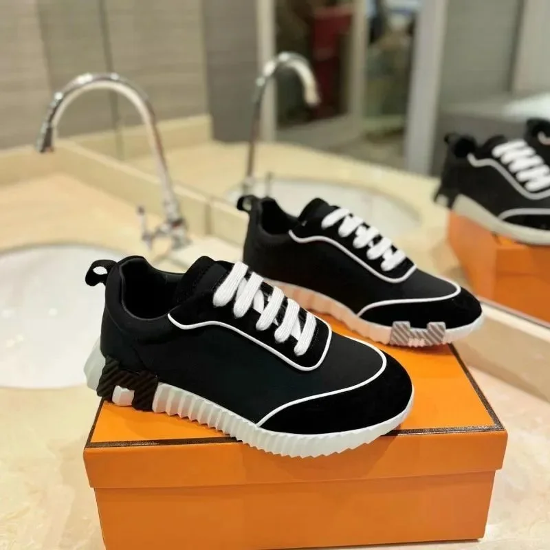 Louis Vuitton Louis Vuitton LV Trainer Black & White Sneakers Black