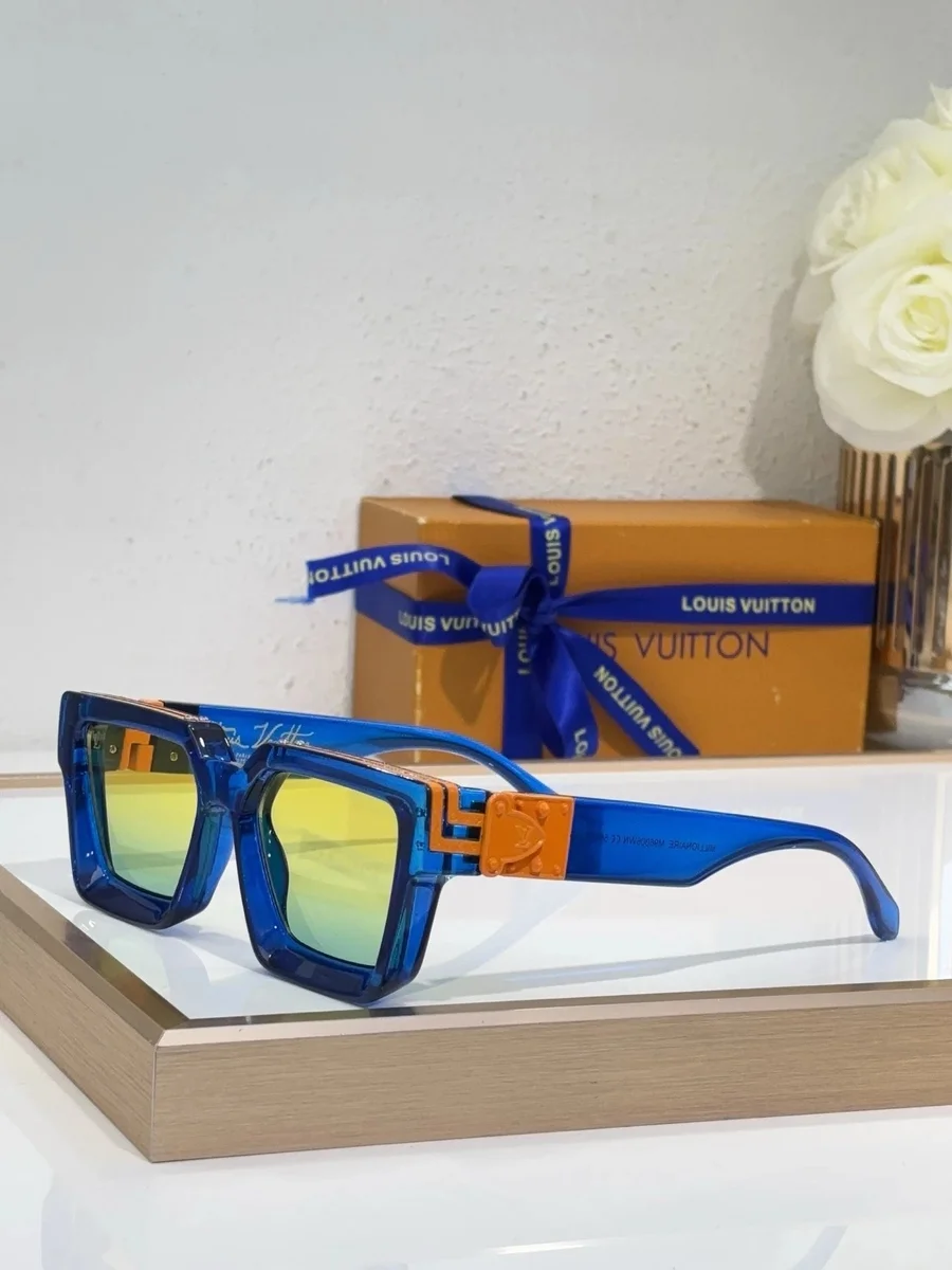 Louis Vuitton Louis Vuitton Blue/Orange Acetate Sunglasses A33 Blue