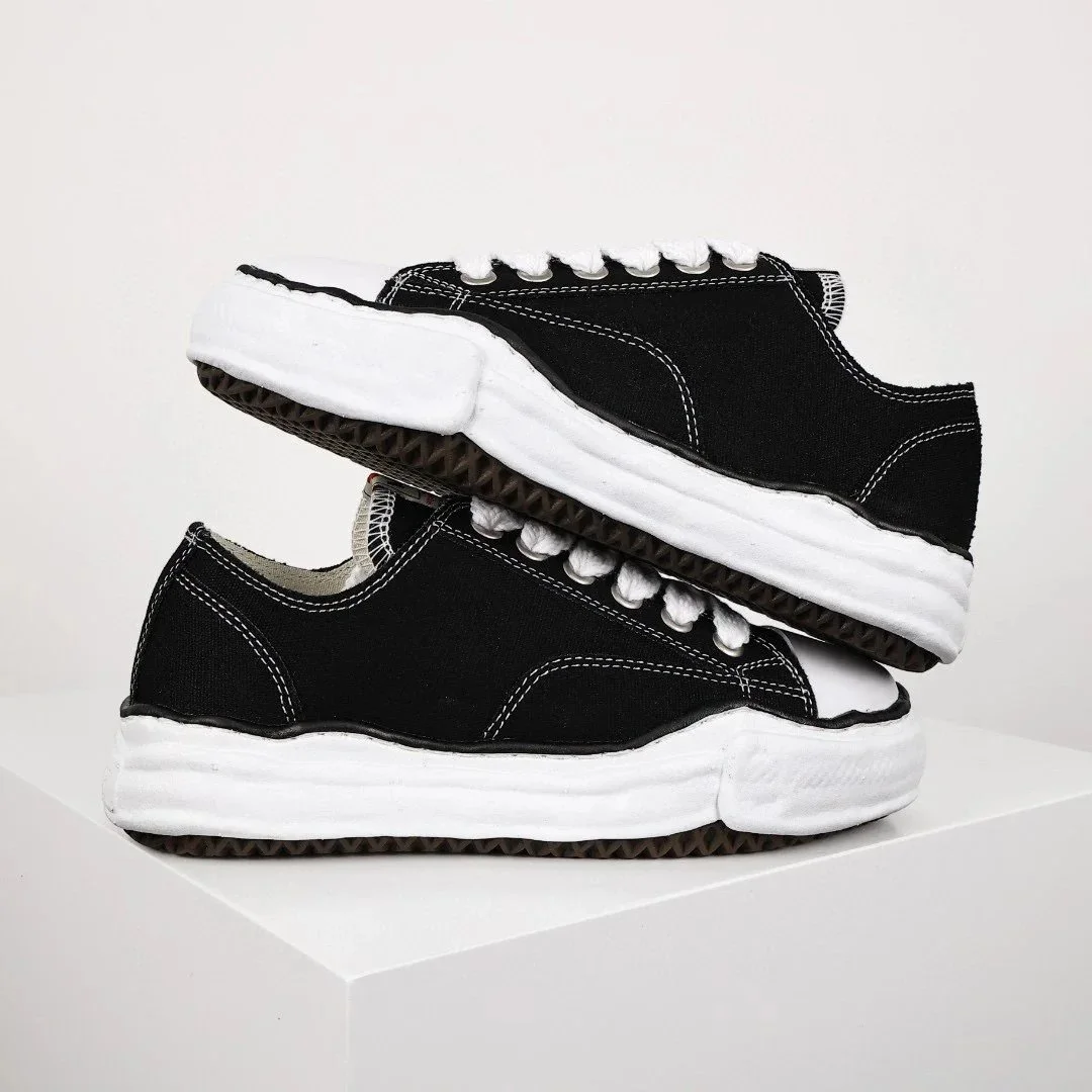 Maison Mihara Yasuhiro Maison Mihara Yasuhiro OG Style 36 23-三原黑白布 Sneakers Black - 1