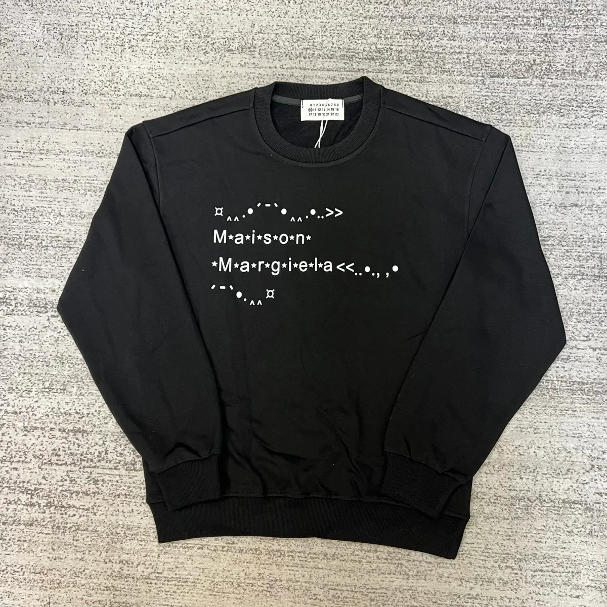 Maison Margiela Maison Margiela Black Logo Print Crewneck Sweatshirt Black - 1