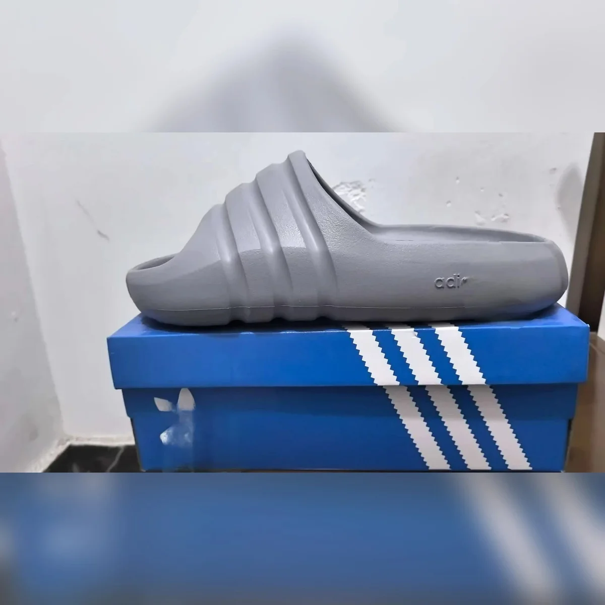 Adidas Adidas Yeezy Slip-On Grey Sandals Grey - 1