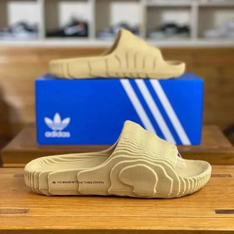 Adidas Adidas Yeezy 350 V2 Cream Slide Sandals Cream - 1