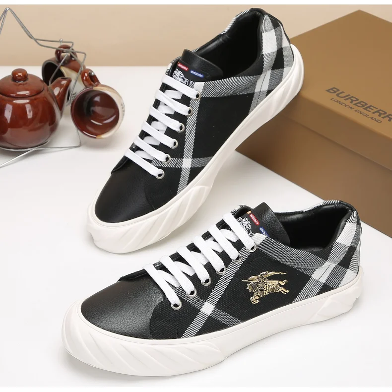 Burberry Burberry Classic Check Low Top Sneakers Black/White Black - 1