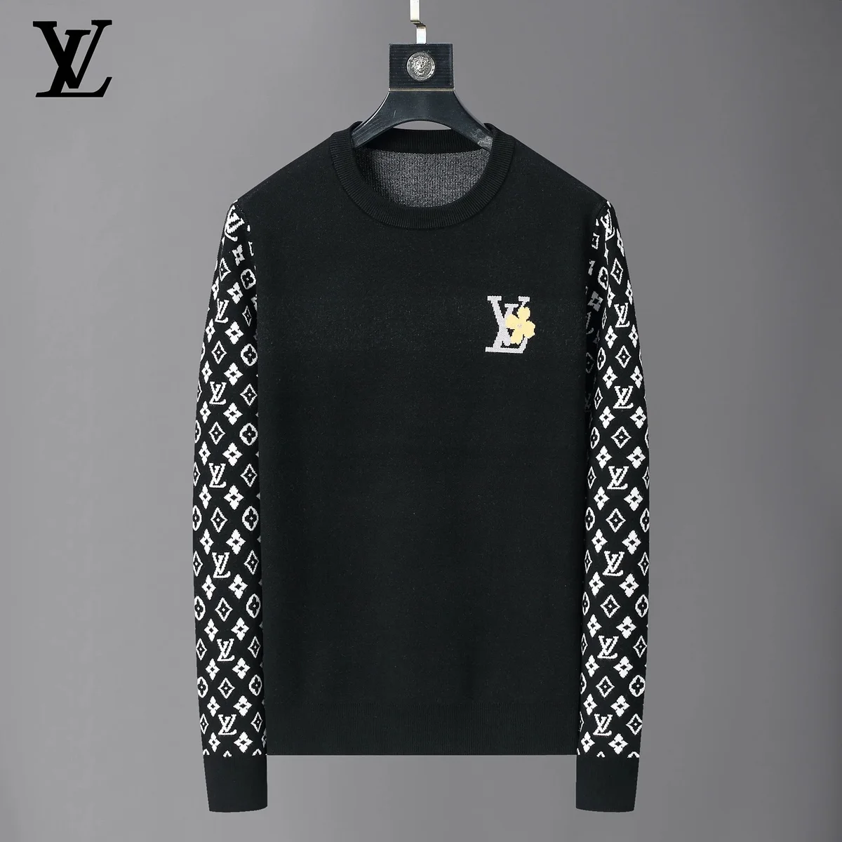 Louis Vuitton Louis Vuitton Monogram Black/White Sweater Black