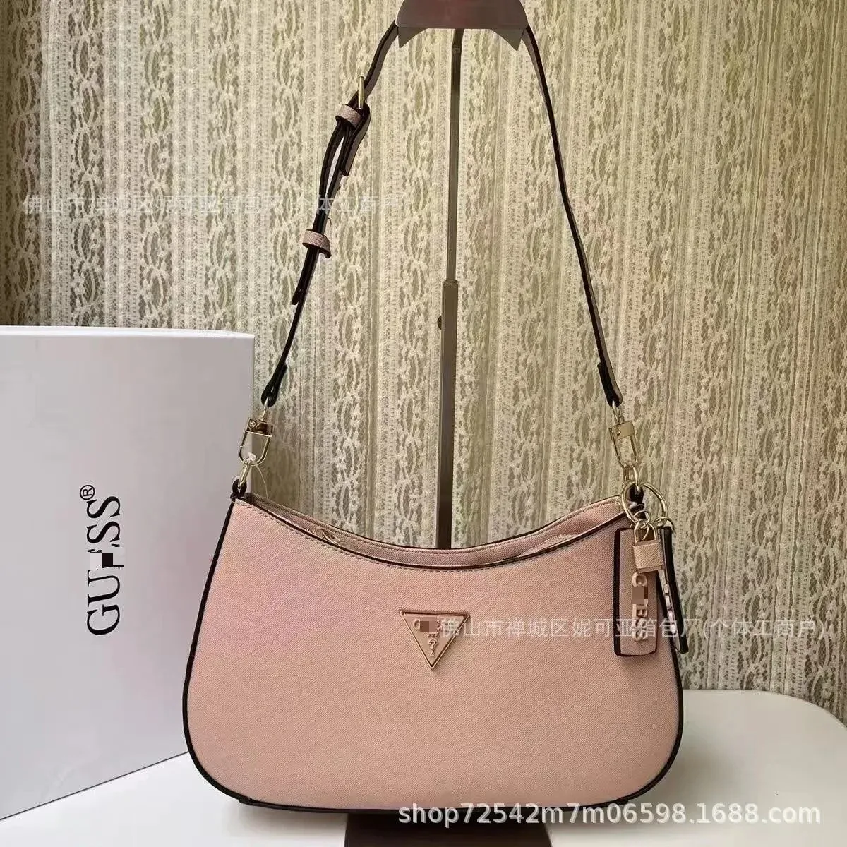 Guess Guess Blush Pink Shoulder Bag Pink - 1