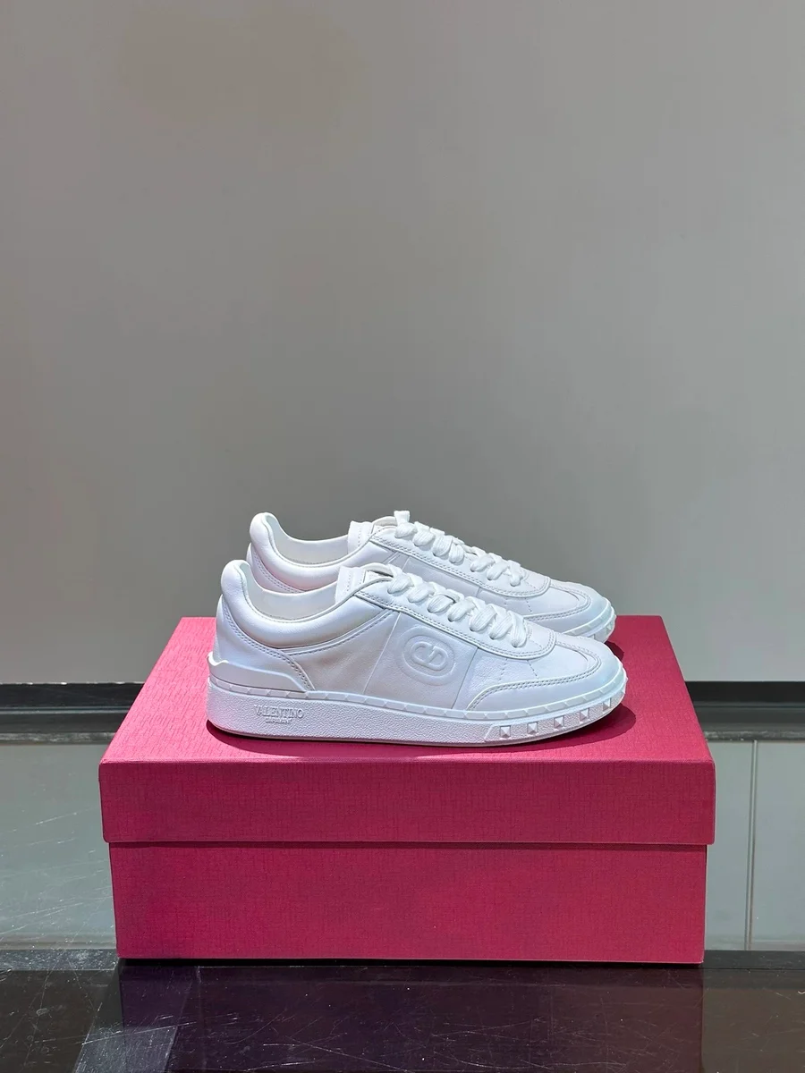 Valentino Valentino Rockstud All White Sneakers White