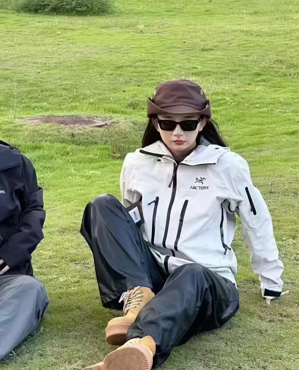 Arc'teryx Arc'teryx AR Alpha SV SV6象牙白 Jacket White