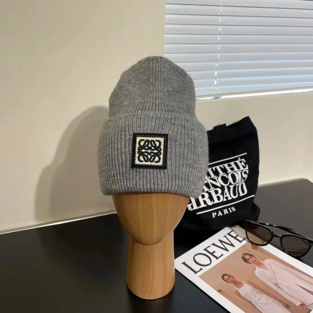 Loewe Loewe Anagram Logo Grey Beanie Grey