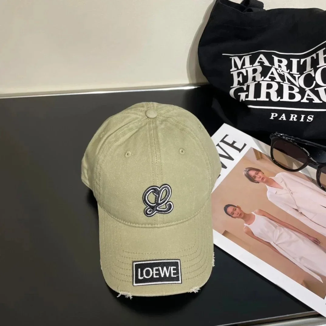 Loewe Loewe Dual Logo Beige Baseball Cap Beige