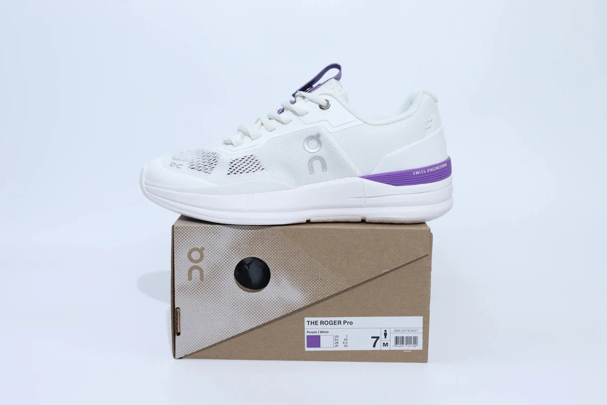 On Running On The Roger Pro Purple/White Sneakers White - 1