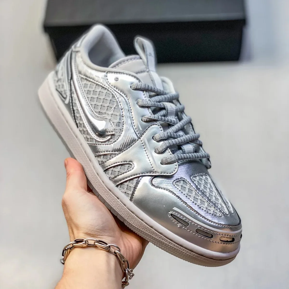 Nike Nike Air Force 1 Metallic Silver Sneakers Silver