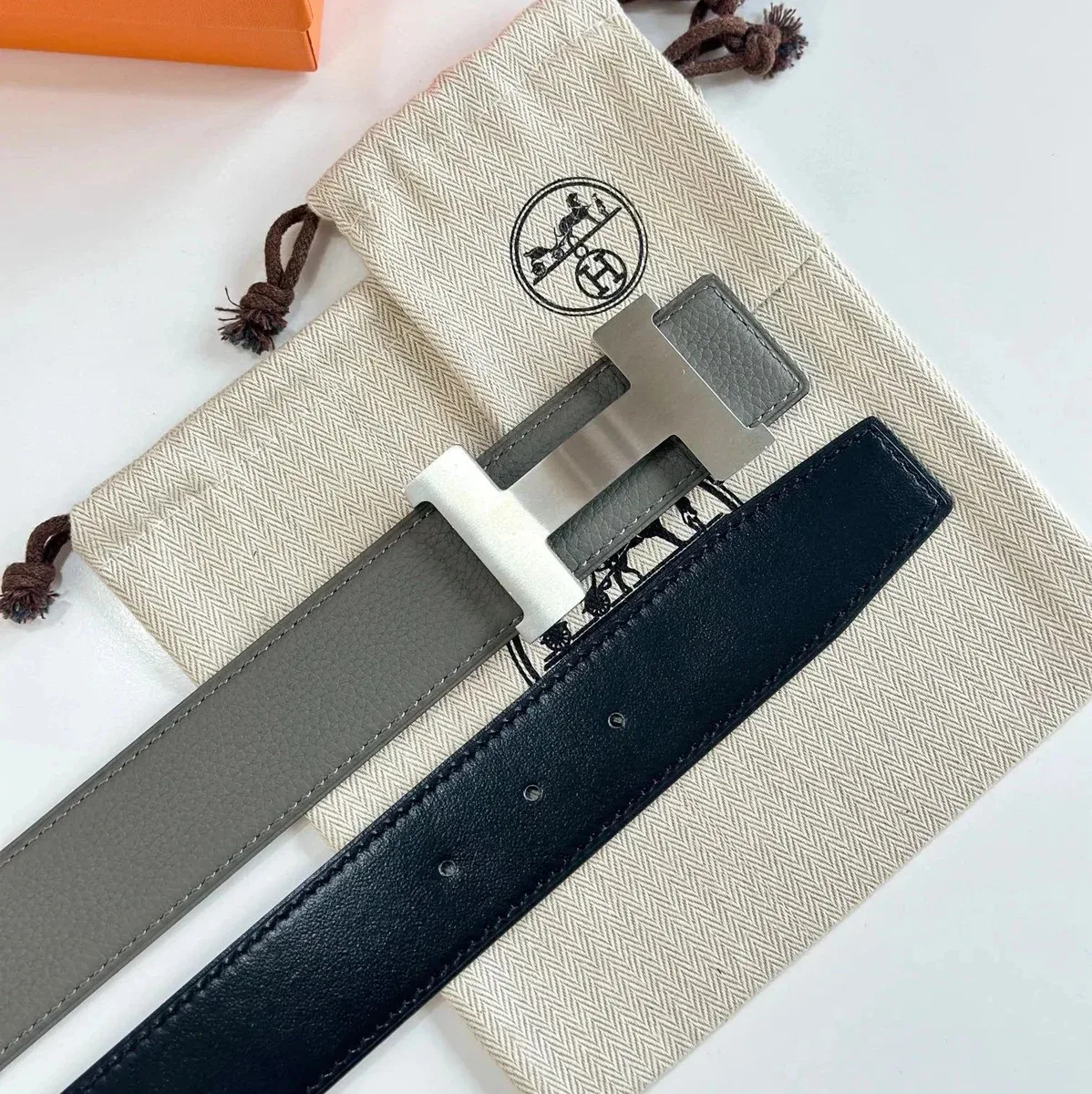 Hermès Hermès H Grey Leather/Rafted Silver Buckle Litchi Texture Belt Grey