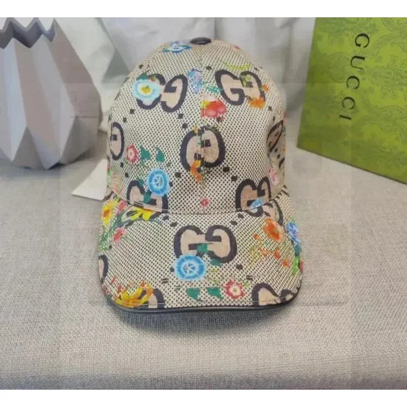 Gucci Gucci Interlocking G Beige Floral Baseball Cap Beige