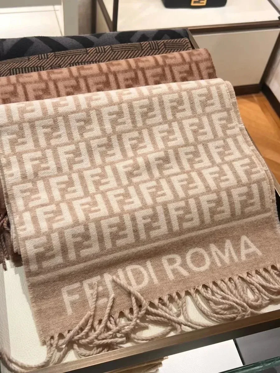 Fendi Fendi Fendi Roma Beige Scarf Beige - 1