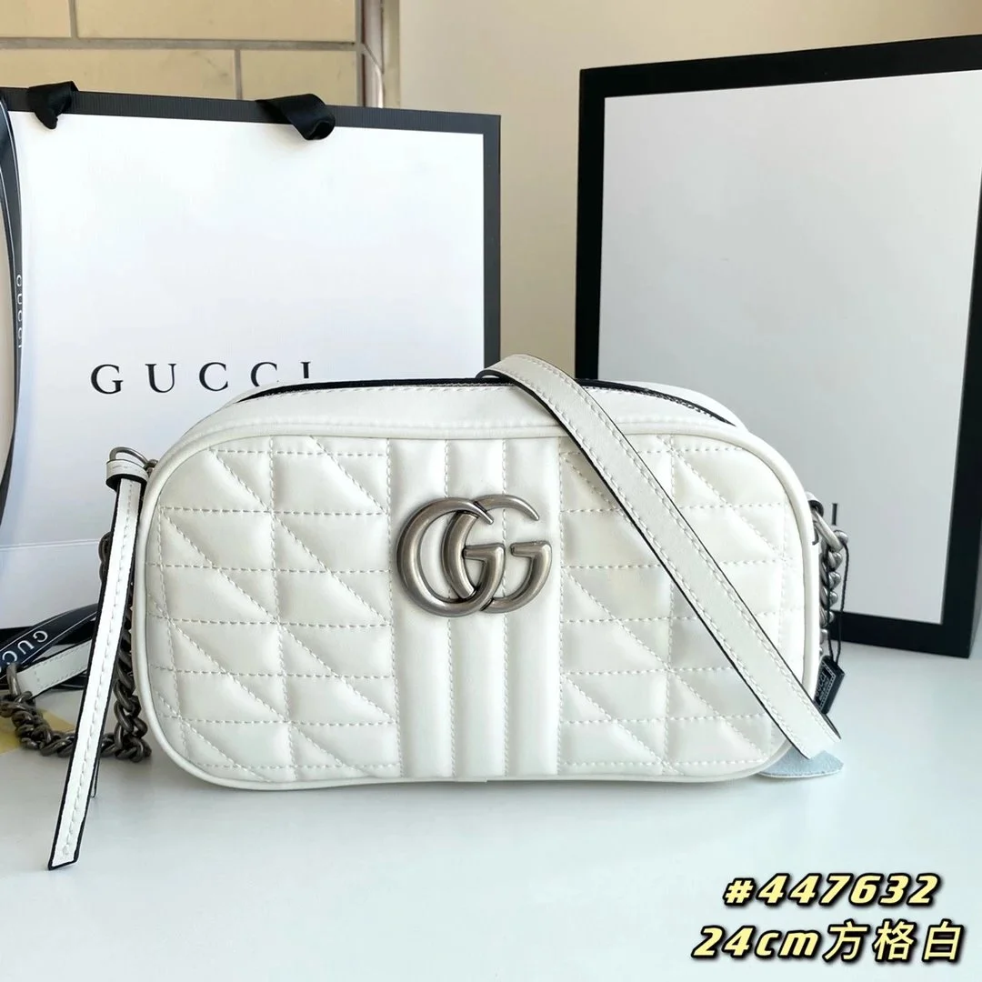 Gucci Gucci GG Marmont 24cm Quilted White Shoulder Bag White