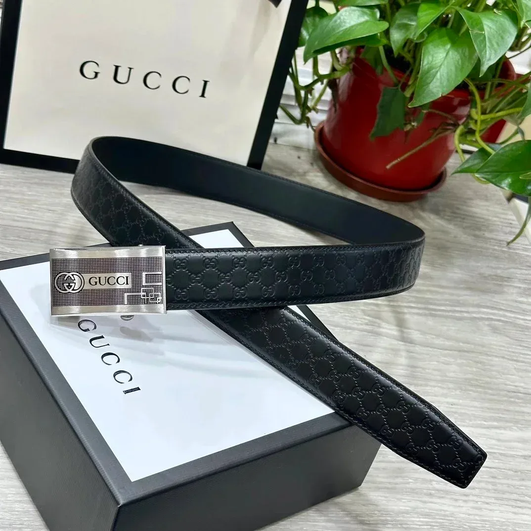Gucci Gucci GG Supreme Black/Silver Belt Black