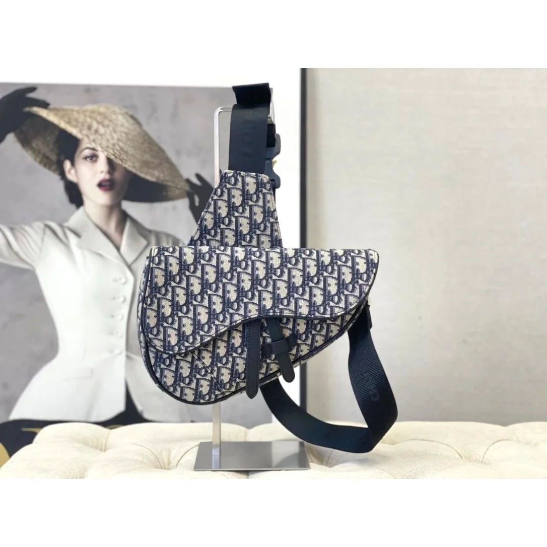 Dior Dior Saddle Monogram Canvas Belt Bag Navy/Beige Navy - 1