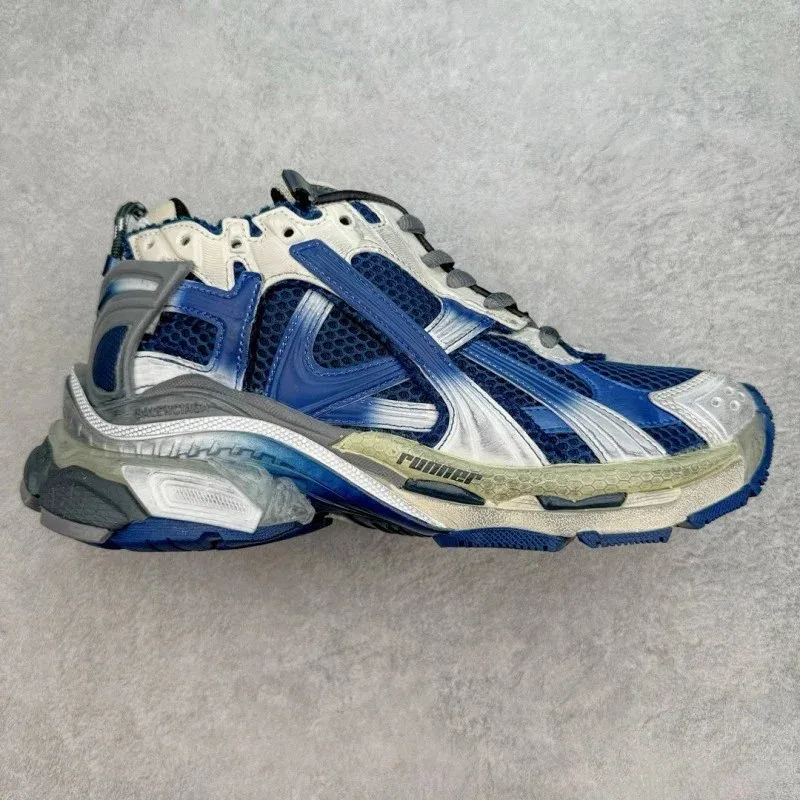 Balenciaga Balenciaga Runner Blue White Gradient Sneakers Blue - 1
