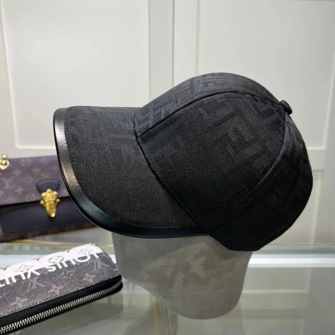 Louis Vuitton Louis Vuitton Monogram Cap Black Black