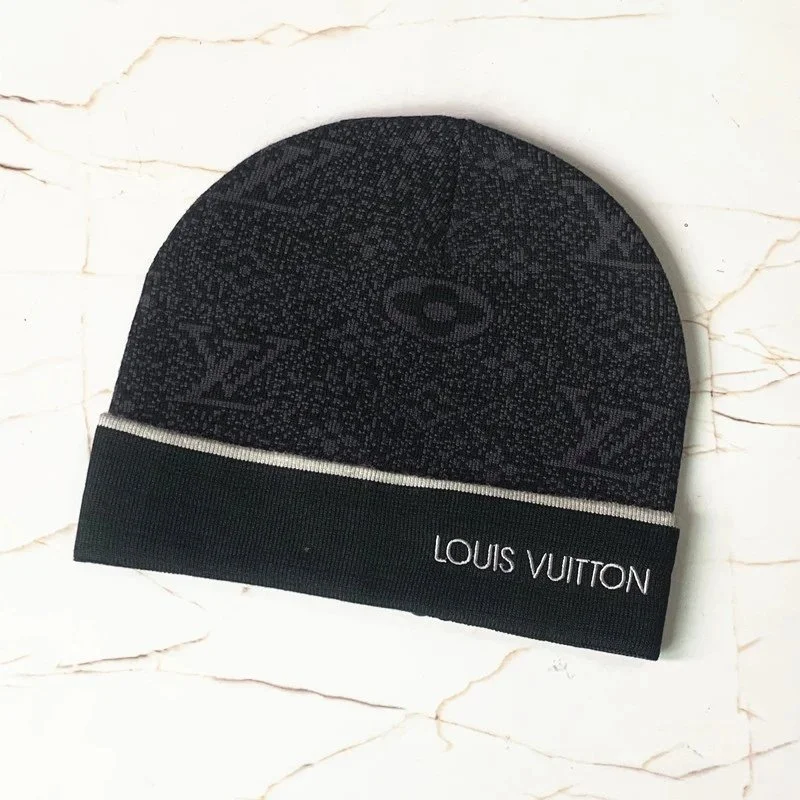 Louis Vuitton Louis Vuitton Monogram Black Beanie Black