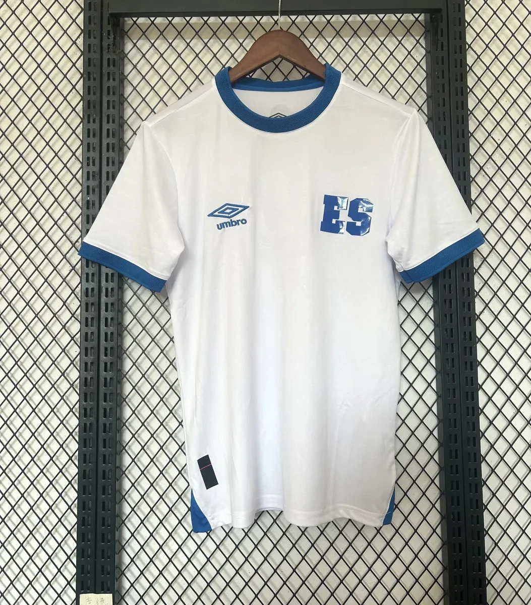 Umbro Umbro ES White Blue Short Sleeve T-Shirt White - 1