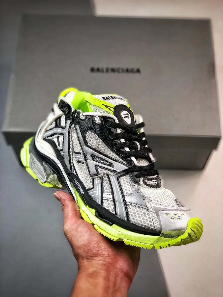 Balenciaga Balenciaga Runner 17 White/Neon Green Sneakers White - 1