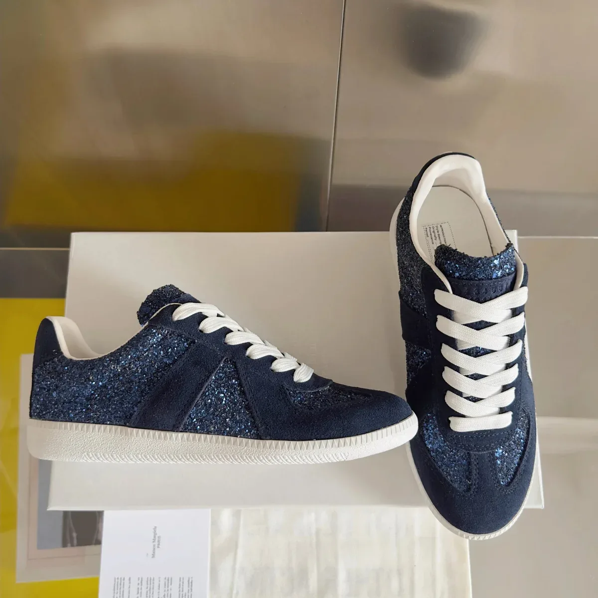 Maison Margiela Maison Margiela Navy Glitter Sneakers SK24-14673 Navy