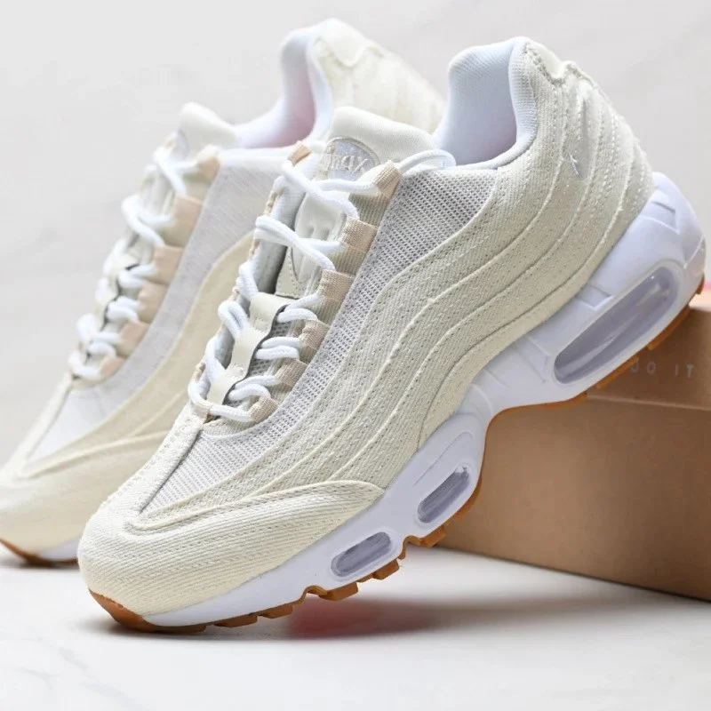 Nike Nike Air Max 95 Sail/University Red Sneakers White - 1