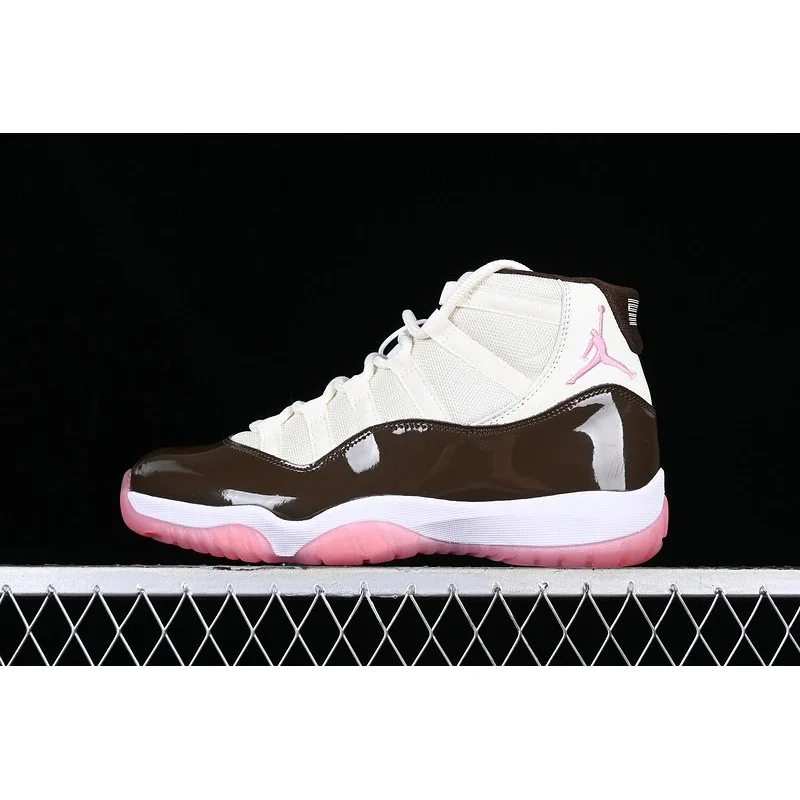 Nike Nike Air Jordan 11 Chocolate Brown Pink Sneakers Brown