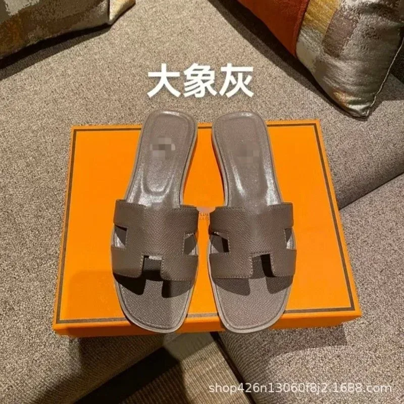 Hermès Hermès Oran Elephant Grey Slides Grey