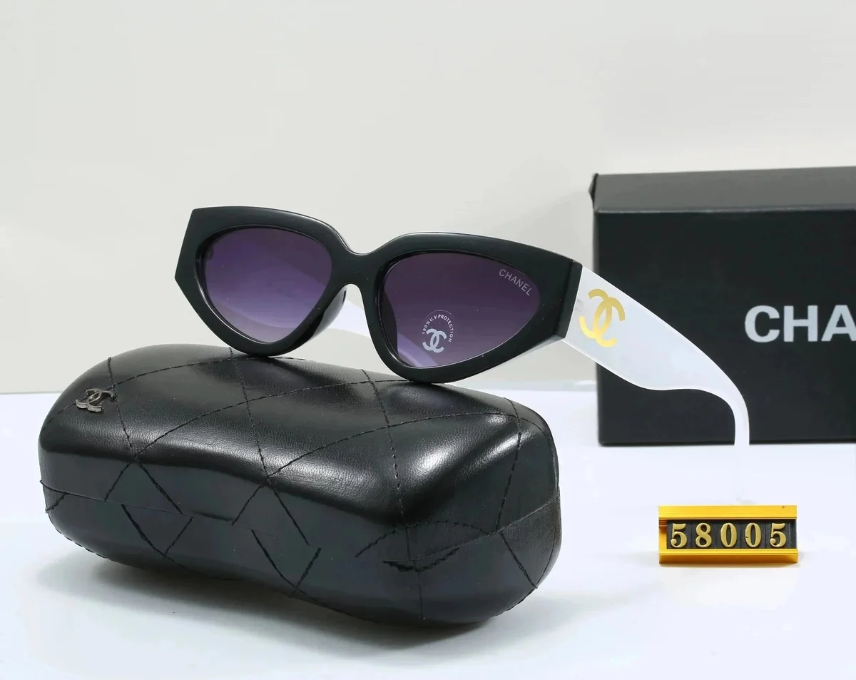 Chanel Chanel Classic Flap Black Purple Gradient Sunglasses Black