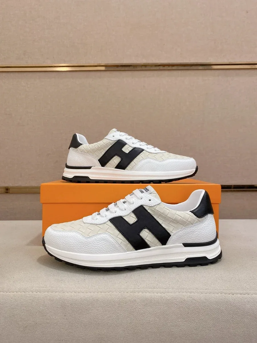 Hermès Hermès H Runner White & Black Sneakers White