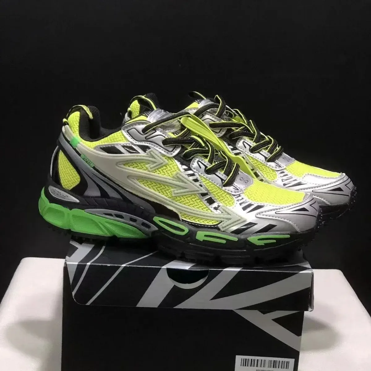 Maison Mihara Yasuhiro Maison Mihara Yasuhiro MMY Blakey Black Green Sneakers Green - 1